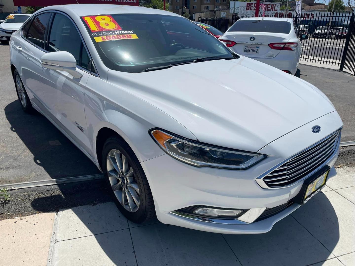 2018 WHITE /BLACK Ford Fusion Energi Titanium (3FA6P0SU6JR) with an 2.0L L4 DOHC 16V HYBRID engine, CVT transmission, located at 744 E Miner Ave, Stockton, CA, 95202, (209) 944-5770, 37.956863, -121.282082 - Photo#1